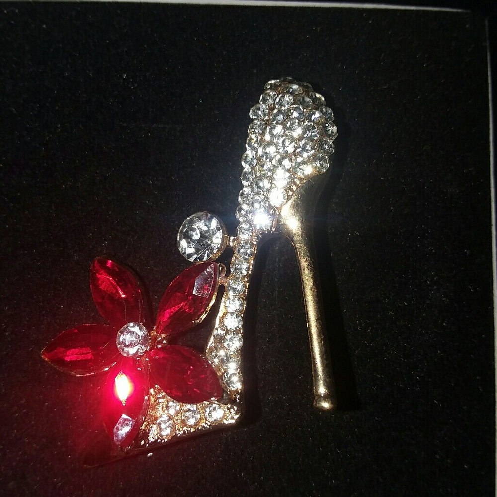 Gold High Heel pin